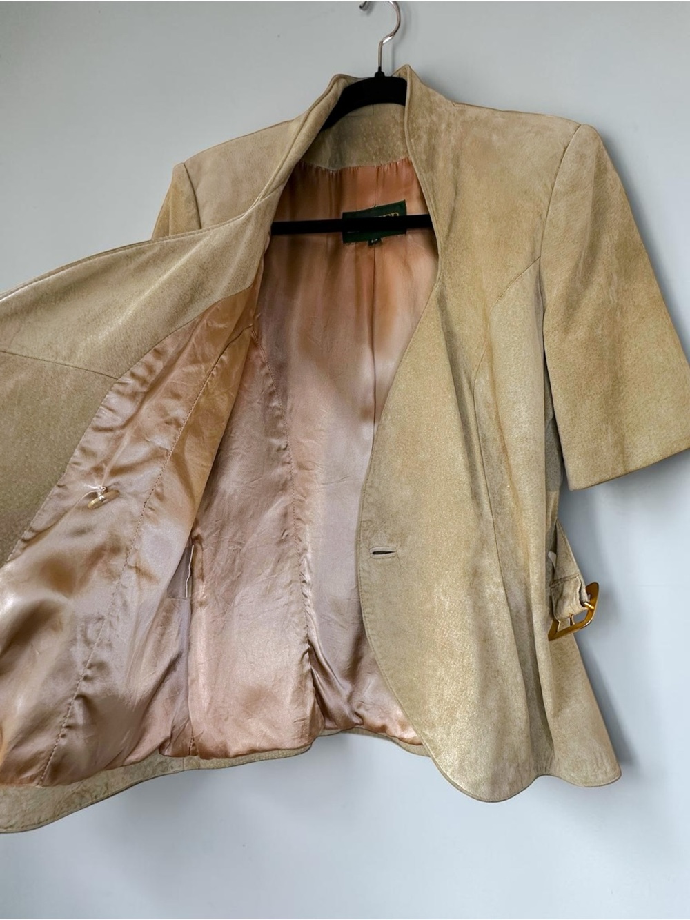 DANIER Suede Leather Wrap Short Sleeved Jacket with Gold Buckle - Tan - S/P - Picture 7 of 16